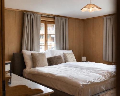 Cozy alpine retreat with mountain view Gstaad