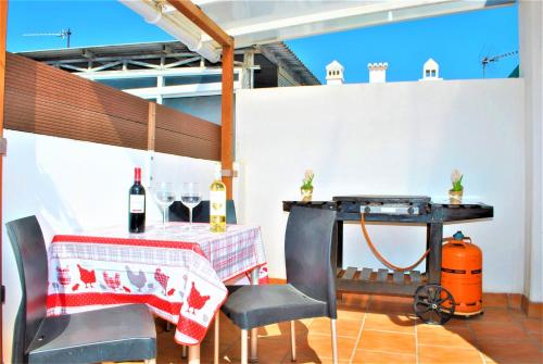 Apartment 30 meters from the beach