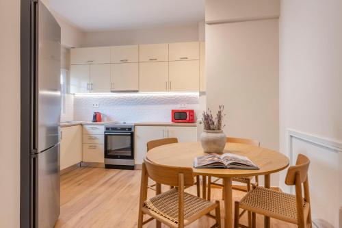 Natives 4BR Acropolis Residence by UPSTREET