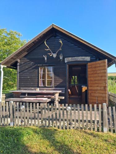 Eichberghütte im Grünen