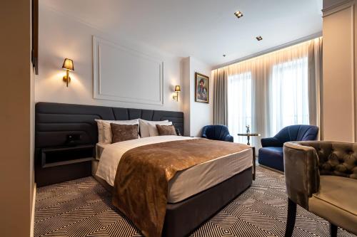 Sky Airport Hotel — Bedroom