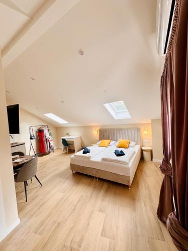 Brand new apartment with private terrace