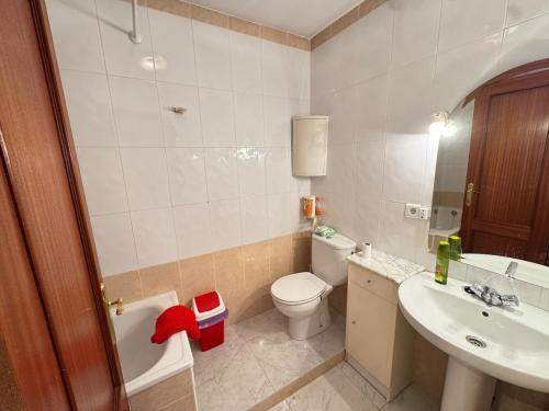Acogedor estudio con parking cerca de la playa