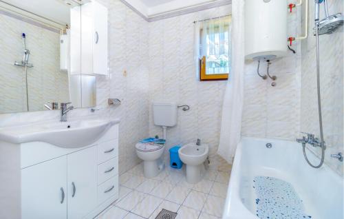 Lovely Apartment In Crikvenica