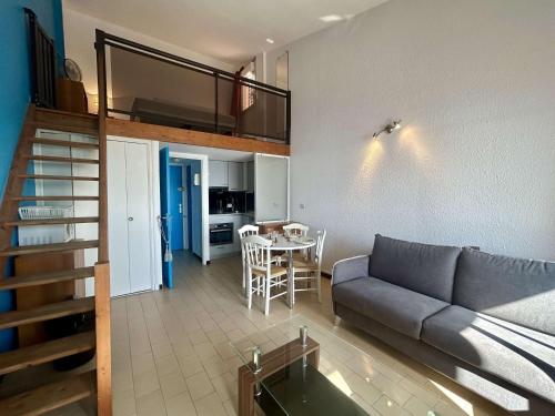 Appart Studio Mezzanine - vue mer - CT290-B017