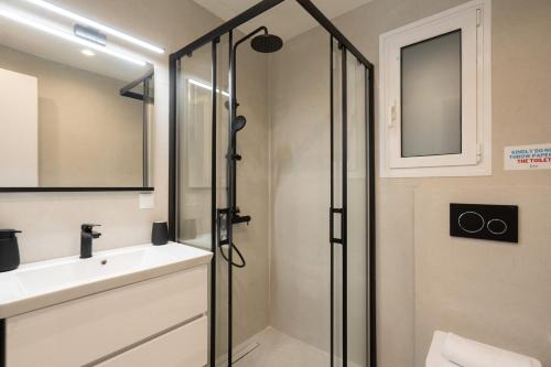 Luxury Design Apartment in the Heart of Pagrati