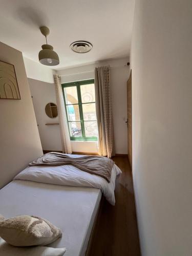 SALEYA 2 - Superbe appartement niçois 6P