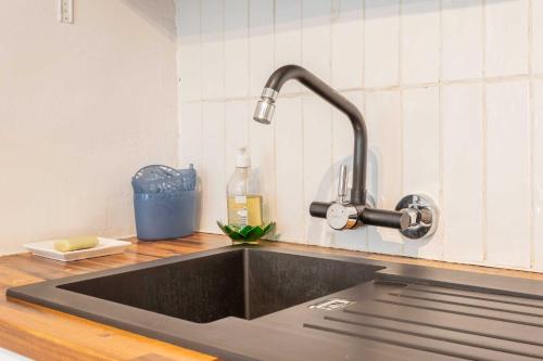 Charming 1BDR 2P flat with a garden