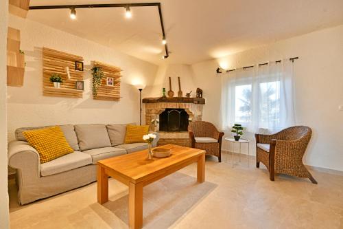 My Casa Vento - Spacious House with Garden, BBQ and Parking