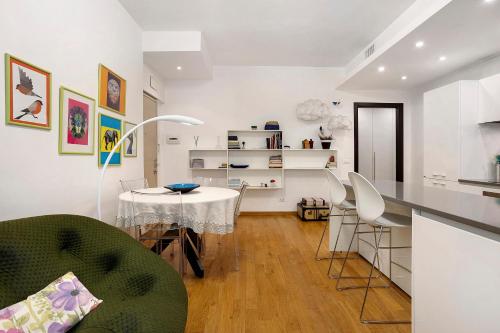Apartment In Milan Close To Mm2