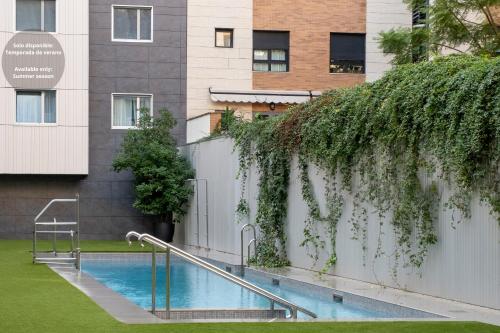 Magno Apartment Ramón Carande- Private Parking included