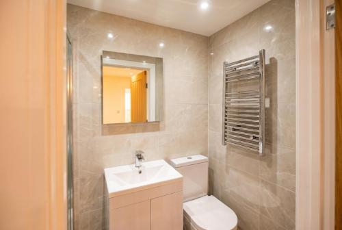 Garden Studio in Hove, Parking & Hot Tub photo 16