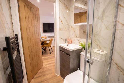 Garden Studio in Hove, Parking & Hot Tub photo 32