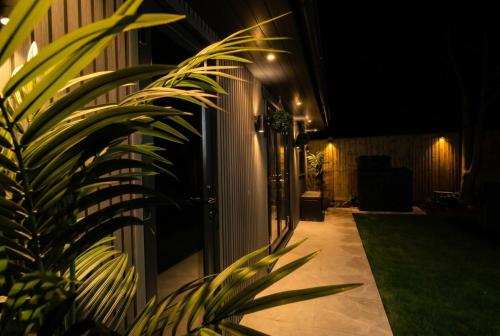 Garden Studio in Hove, Parking & Hot Tub photo 30