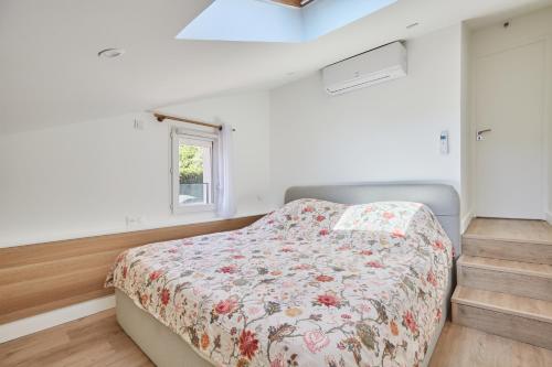 T2 Premium Climatisé avec vue dégagée, à 10 min du Centre Historique à pied