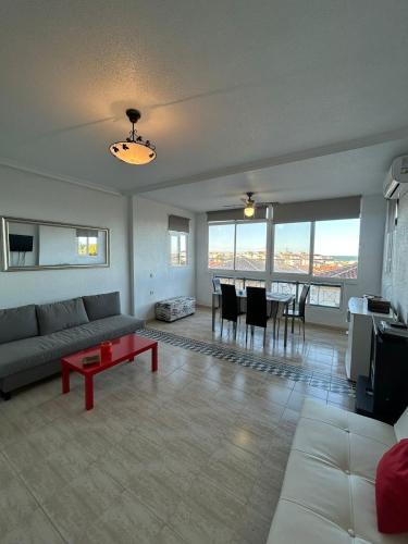 Studio with ocean view and pool in La Mata