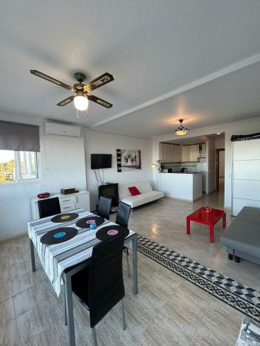 Studio with ocean view and pool in La Mata