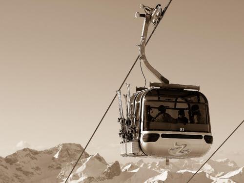 Ski di apartmen atau berdekatan