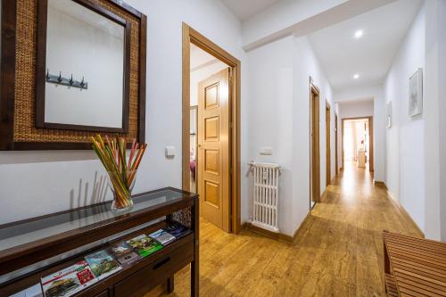 - Apartamento con terraza en el Centro - QH La Casita de Gaos
