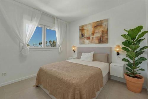 3024 Bright Apartment With Terrace