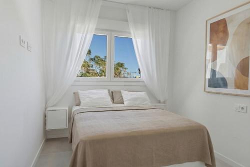 3024 Bright Apartment With Terrace