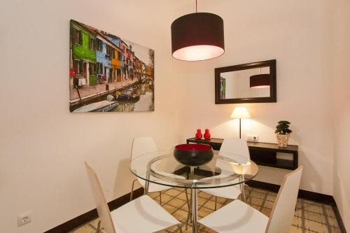 Modern Apartment by Sagrada Familia - Avinguda Gaudí