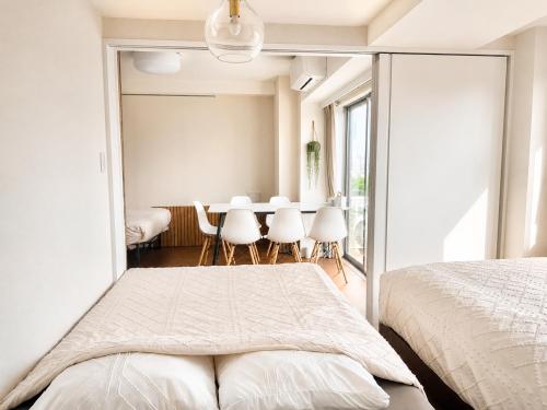 Direct to Shinjuku & Shibuya 50 sqm Apartment Sleeps 6