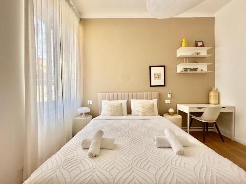 CASAQUA Sempione Designer Home 2 Bedrooms 24H Supermarket Nightlife Tram to Duomo
