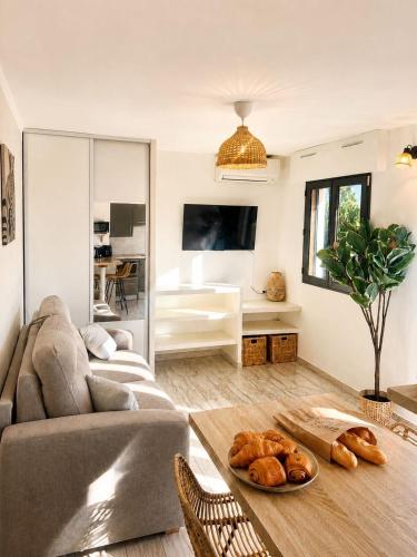 Charmant Studio Plage de la Salis, Belle Terrasse