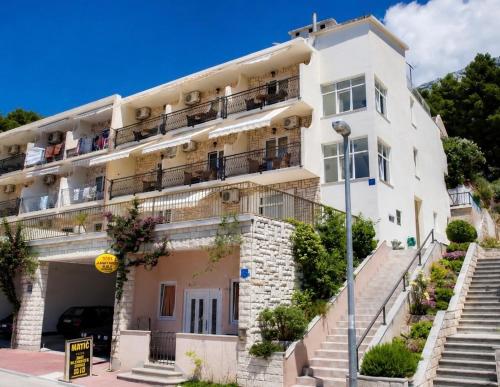 Apartments & Rooms Mare