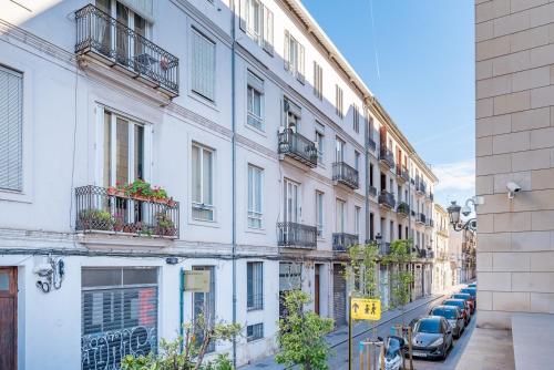 NJ Turia Park Gardens apartment by Invalencia