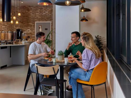 Aparthotel Adagio London City East photo 56