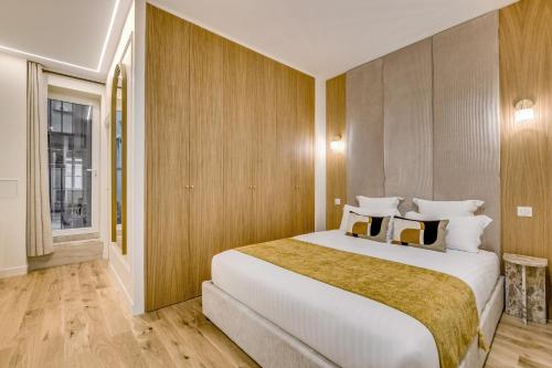 Pick A Flat's Apartment in Saint Germain - Rue Vaneau