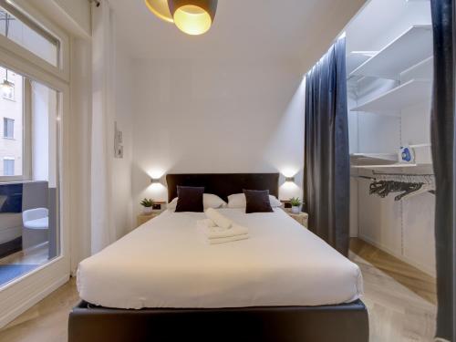Xenia Milan - Three-room apartment in Via Laurana 5