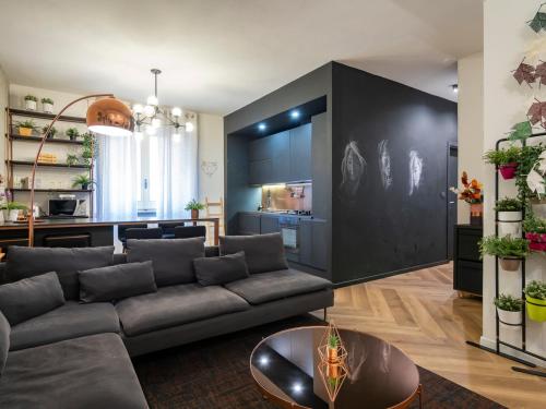 Xenia Milan - Three-room apartment in Via Laurana 5