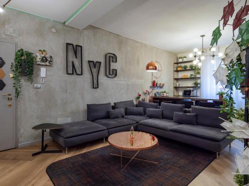 Xenia Milan - Three-room apartment in Via Laurana 5