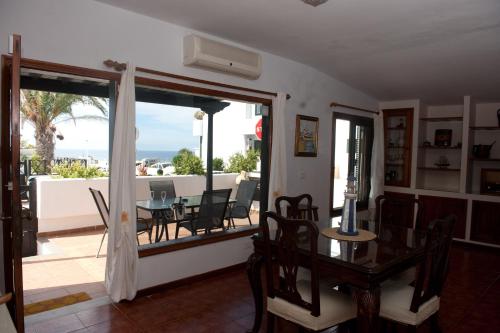 Casa Brisamar Sea View Bungalow in Puerto del Carmen