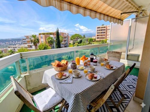 2 bedroom flat with terrasse & car-park Nice Ouest