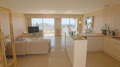 Cannes Magnifique Vue Mer, 2 Chambres, Grande Terrasse et Parking photo 38