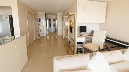 Cannes Magnifique Vue Mer, 2 Chambres, Grande Terrasse et Parking photo 36