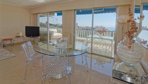 Cannes Magnifique Vue Mer, 2 Chambres, Grande Terrasse et Parking photo 25