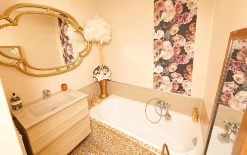 Cannes Magnifique Vue Mer, 2 Chambres, Grande Terrasse et Parking photo 15