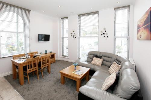 Gallery image of Austens Apartments in Torquay