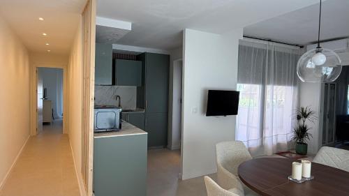 Jardines del Puerto - Brand New 2BD apartment with parking, wifi & pool