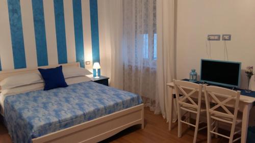Foto dalla galleria di B&B Una Rotonda sul mare a Manfredonia