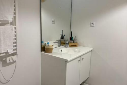 Appartement moderne avec terrasse & parking privé Marseille 10e