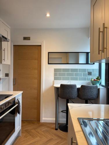 The Haven Luxury Studio Apartment with parking photo 5