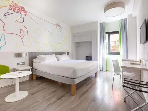 Ibis Styles Madrid Prado photo 4
