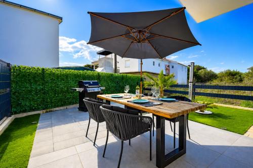 Garden & Sea Apartment Vir - Nähe Jadro Beach