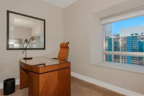 2 Bedroom OR King Studio Suites Four Seasons Hotel Miami Free Wi-Fi & Free Parking photo 100
